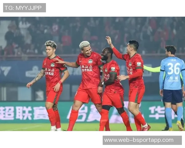 卡列洛赛后感言:艰苦比赛中全队奋力拼搏最终平局令人满意 卡列洛赛后感言:艰苦比赛中全队奋力拼搏最终平局令人满意