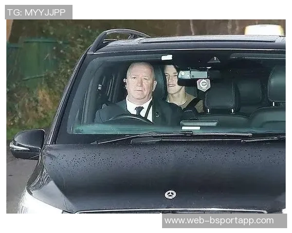 米兰球探高度评价卡雷查斯亨克冬窗报价高达4000万欧 米兰球探高度评价卡雷查斯亨克冬窗报价高达4000万欧