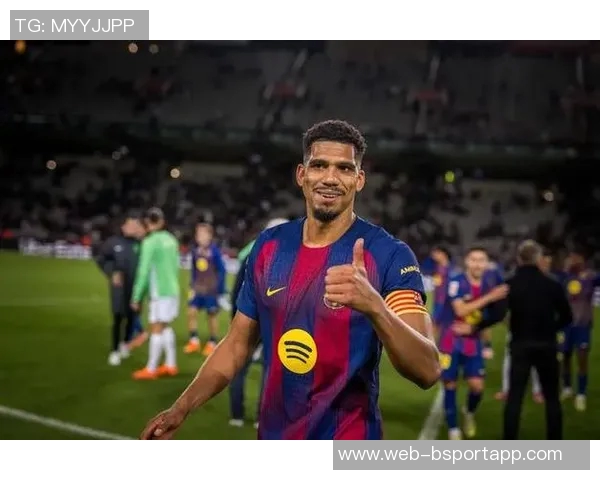 阿劳霍追平内马尔成巴萨美洲球员出场第十梅西仍居首位