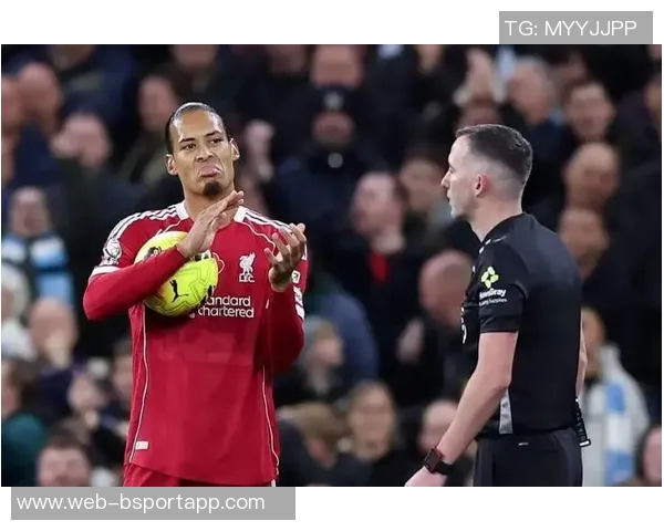 评论员分析范戴克争议判罚多库干扰多纳鲁马视线更具说服力