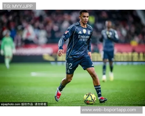 FIFA年度最佳阵容揭晓贝林厄姆亚马尔范戴克入选姆巴佩遗憾落选 FIFA年度最佳阵容揭晓贝林厄姆亚马尔范戴克入选姆巴佩遗憾落选