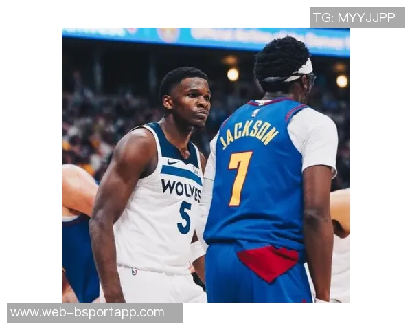 康利谈与爱德华兹的互动关系积极提供建议并乐于交流问题