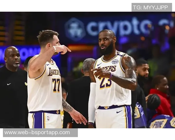 詹姆斯强调球队需减少失误才能提升表现与竞争力