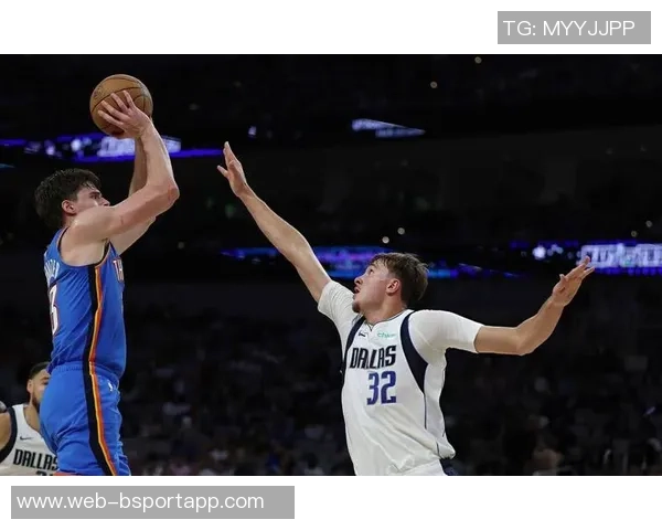 浓眉半场表现抢眼16分8篮板领衔全队助力胜利